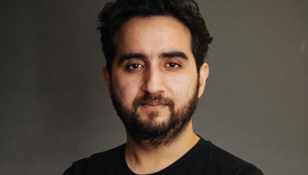 ‘The Railway Men’ actor Shiv Rawail is over the moon as SRK praised it!