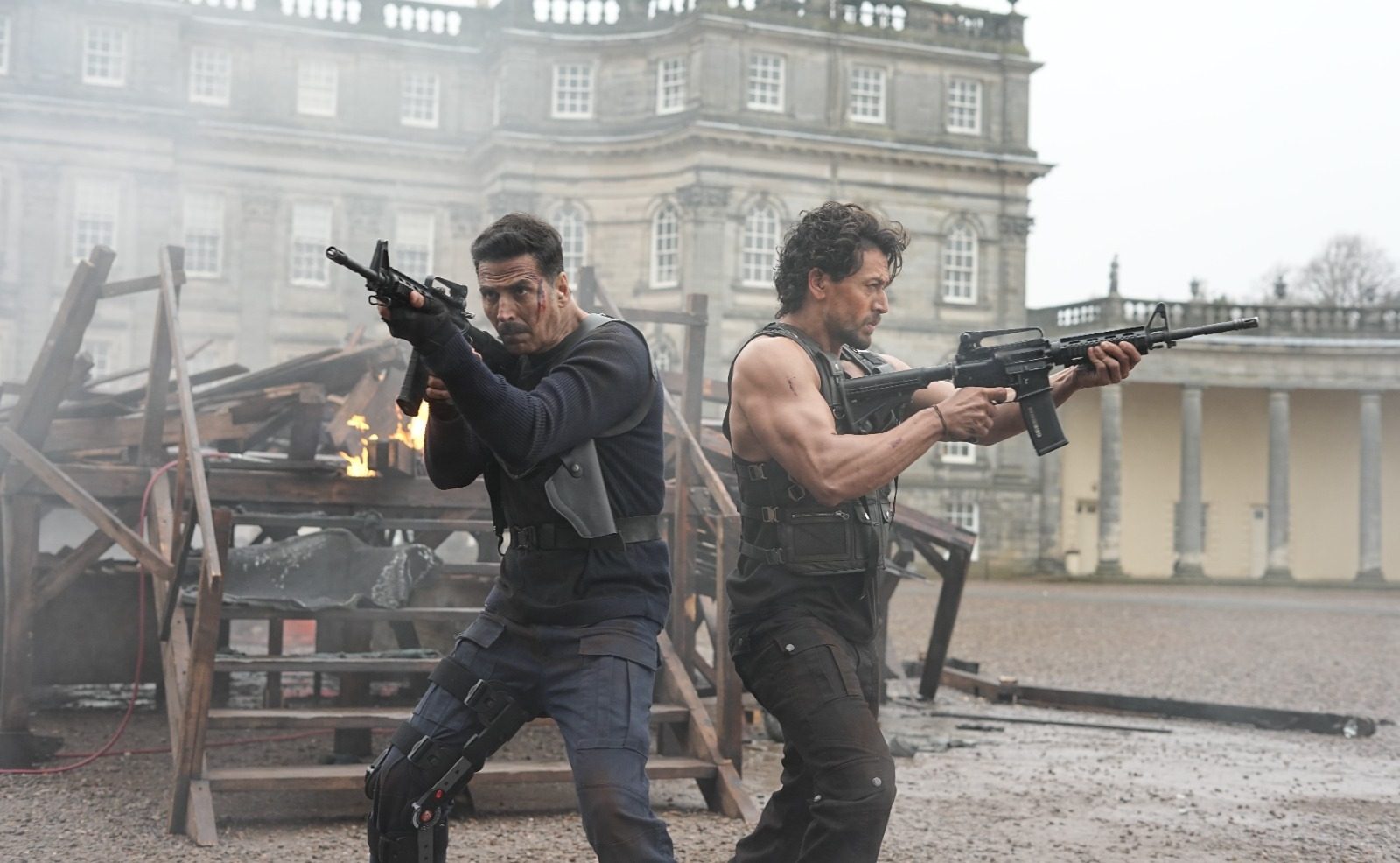 Akshay Kumar continued action shoot of ‘Bade Miyan Chote Miyan’ despite broken leg!