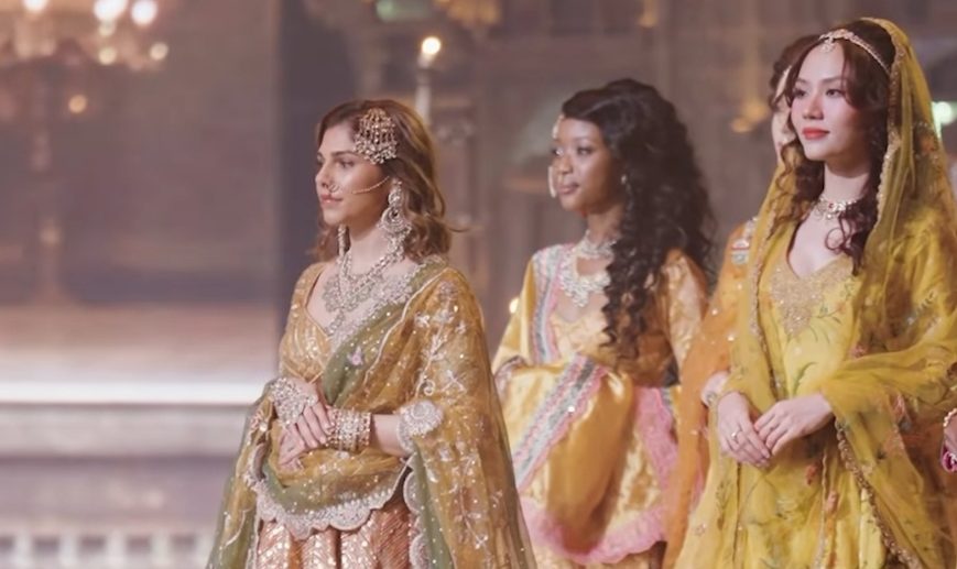 Miss World contestants walked in the costumes from ‘Heeramandi’!
