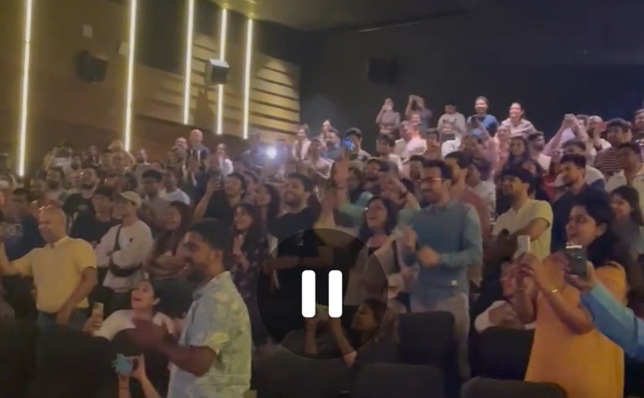 Ritesh Sidhwani, Kunal Kemmu, Divyenndu and Avinash Tiwary surprise fans at the theatre!