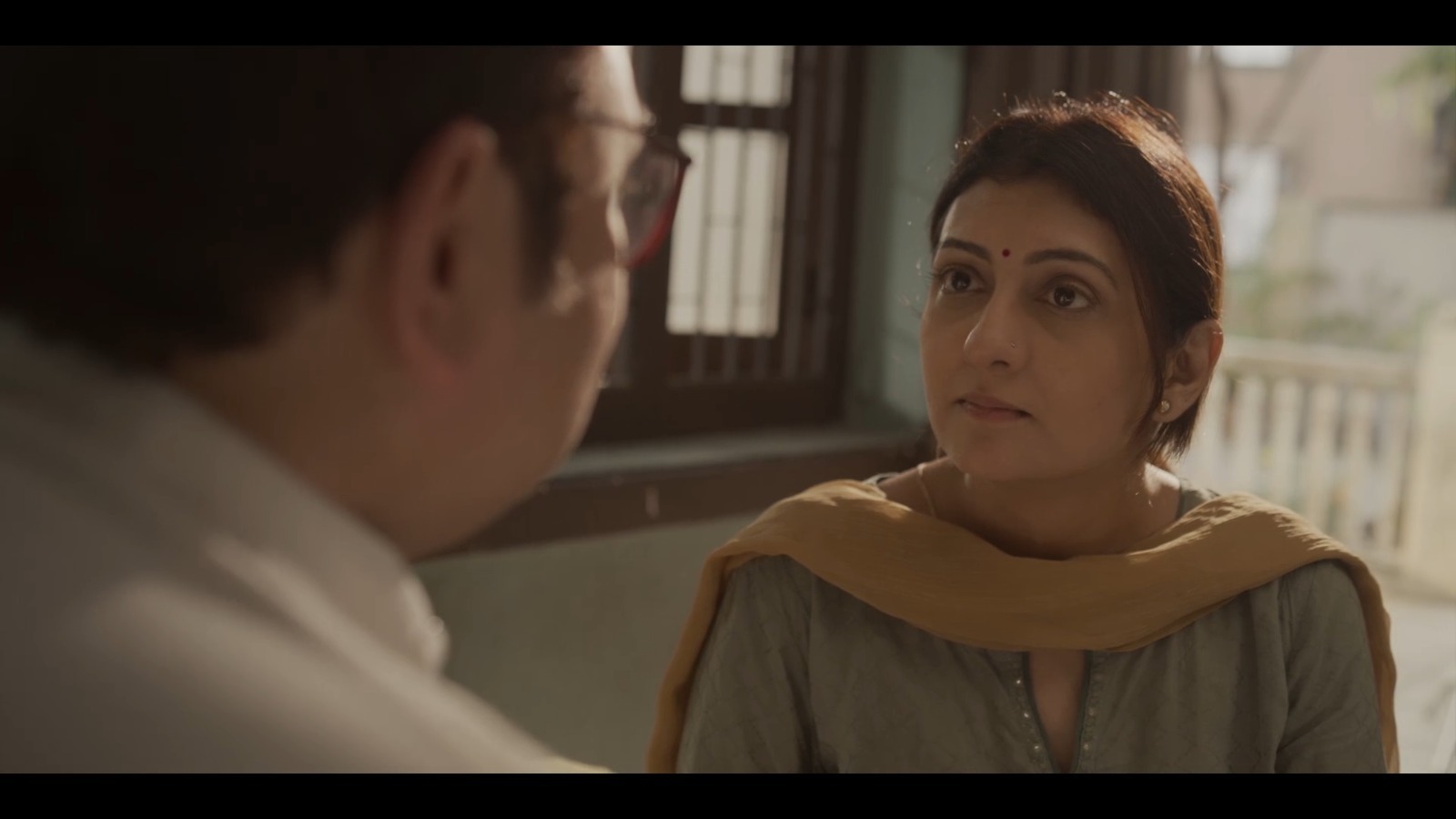 ‘Yeh Meri Family’ actor Juhi Parmar speaks about reel vs real motherhood!