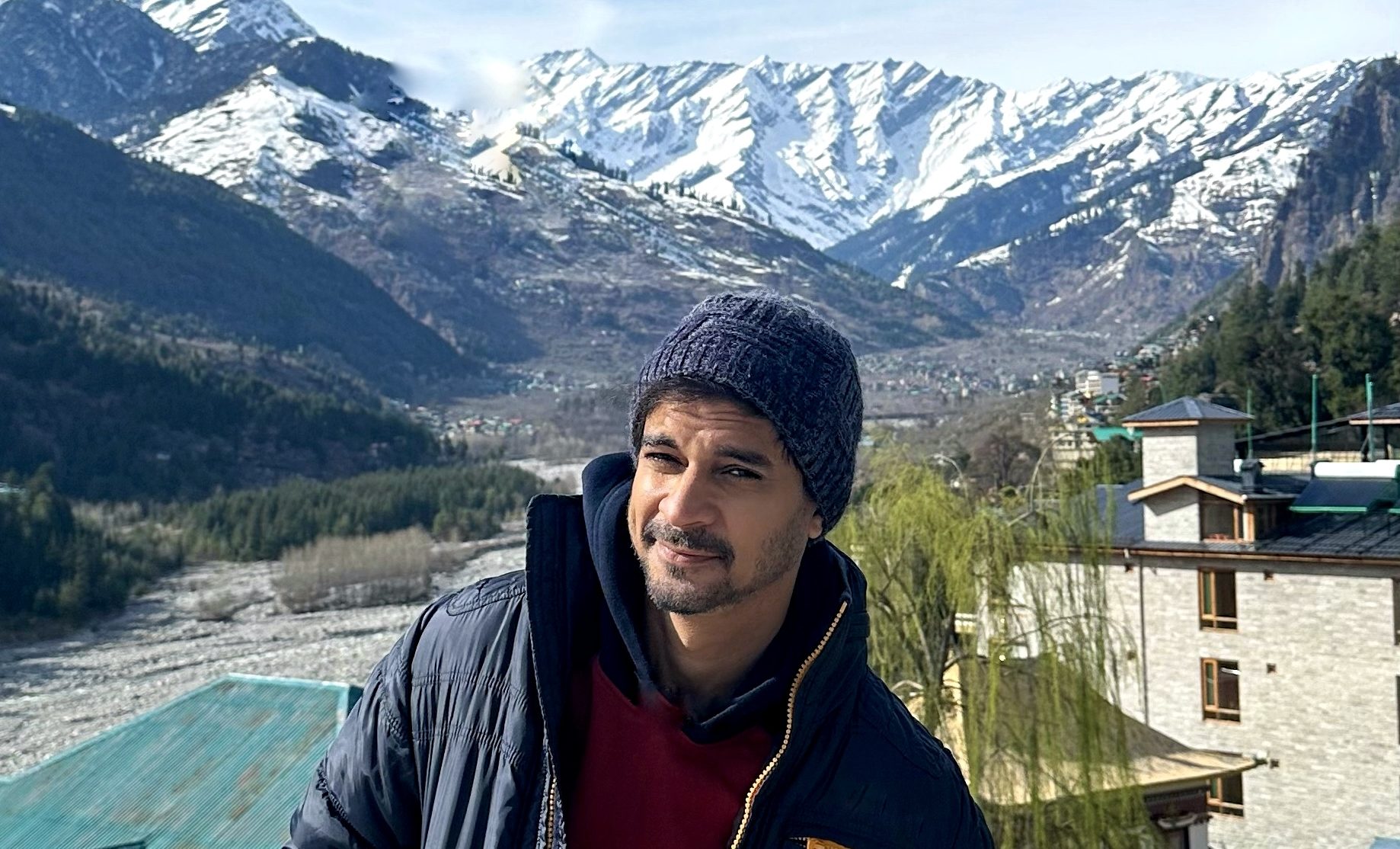 ‘Yeh Kaali Kaali Ankhein’ actor Tahir Raj Bhasin says, “I’m soaking in all the positivity coming my way”!