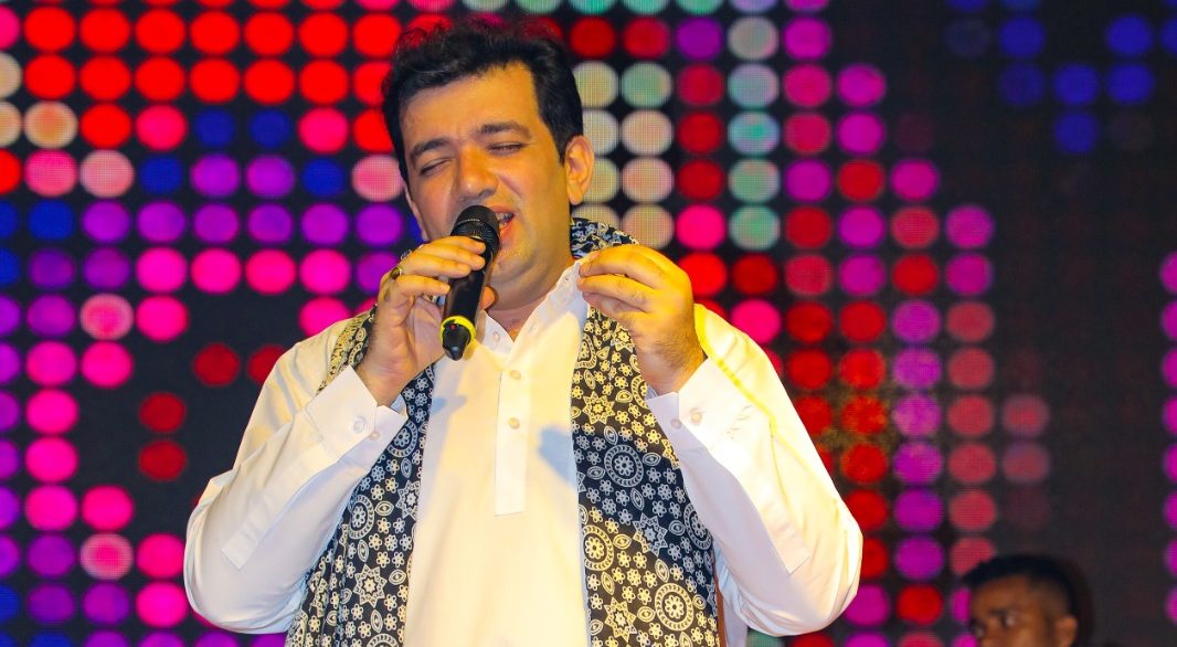 Singer Girish Sadhwani says, “The essence of Sufi poetry lies in its universality”!
