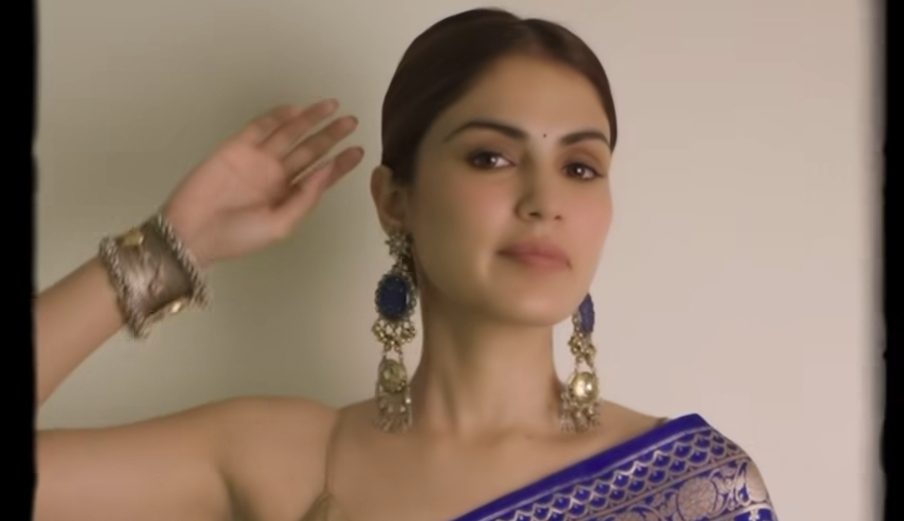 Rhea Chakraborty can nail any look be it a culture look or the modern chic!