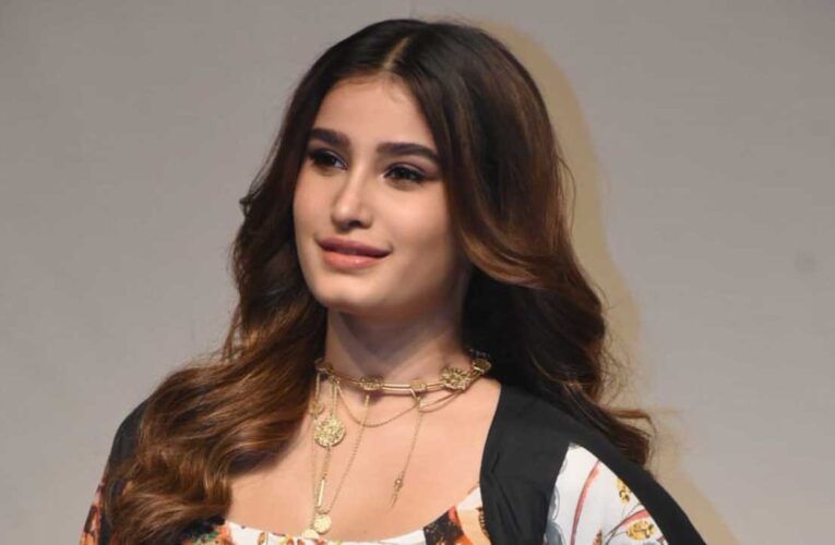 Rasha Thadani Graced the Launch Party of Anamika Khanna and H&M’s collaboration!