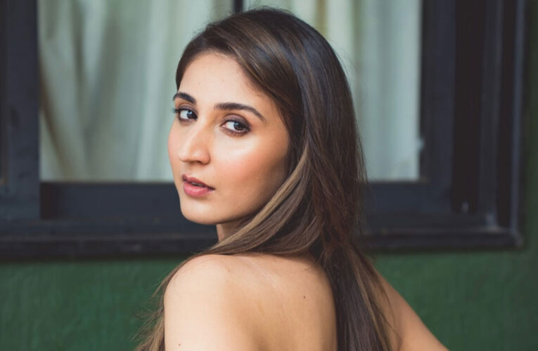 Interview: Pop-Star Dhvani Bhanushali: From Music Sensation to Silver Screen Debut!