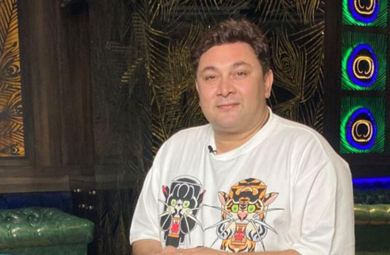 Khet Khet Mein anchor Rajesh Kumar says, “If we organize farming in a unified way, our challenges will be resolved much faster”!