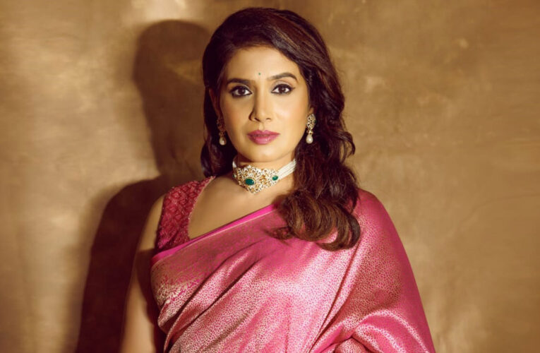 Sonali Kulkarni reaches a remarkable milestone on her 50th birthday of completing 100 films!