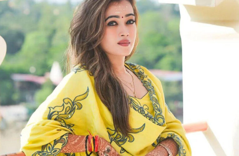 People who filmed videos of women devotees taking baths at Maha Kumbh, antagonises Harsha Richhariya!