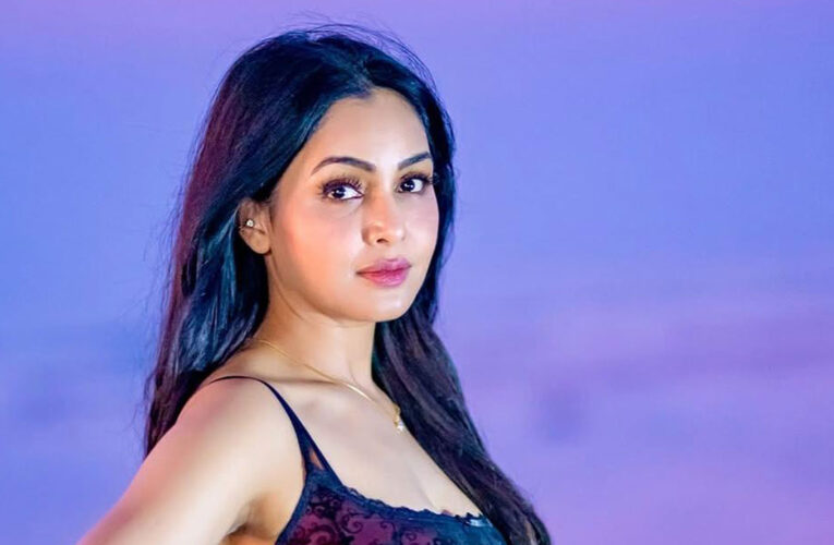 Shubhangi Atre to make her Bollywood debut with the movie titled ‘Bhabhiji Ghar Par Hain’!