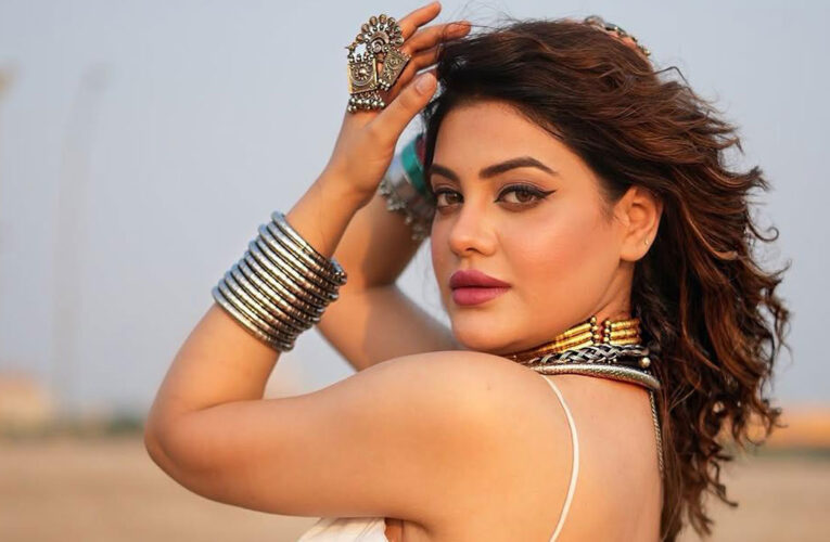 Sherleen Dutt shares that travel and fashion are two of her greatest passions!