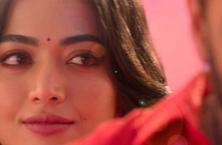 Rashmika Mandanna shares behind-the-scenes stills from the song shoot of ‘Bam Bam Bhole’!