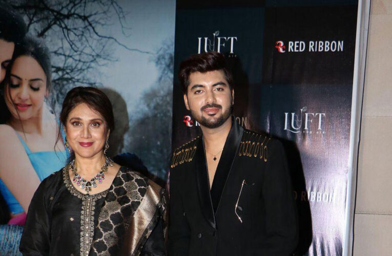 Meenakshi Seshadri attends the launch of Mohit Kapoor’s soulful new track ‘Ae Dil Tu’!