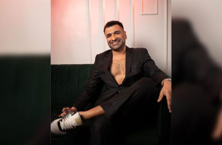 Eijaz Khan attends Waves Summit!