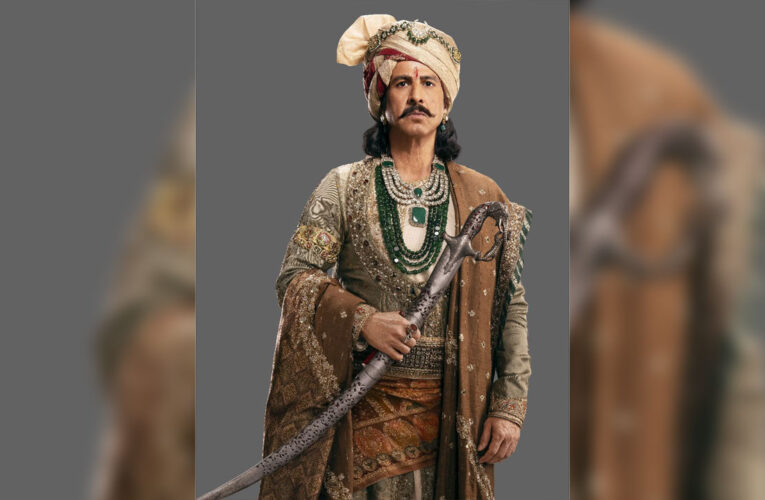 Ronit Roy brings a quiet strength and emotional depth to the character from ‘Chakravarti Samrat Prithviraj Chauhan’!