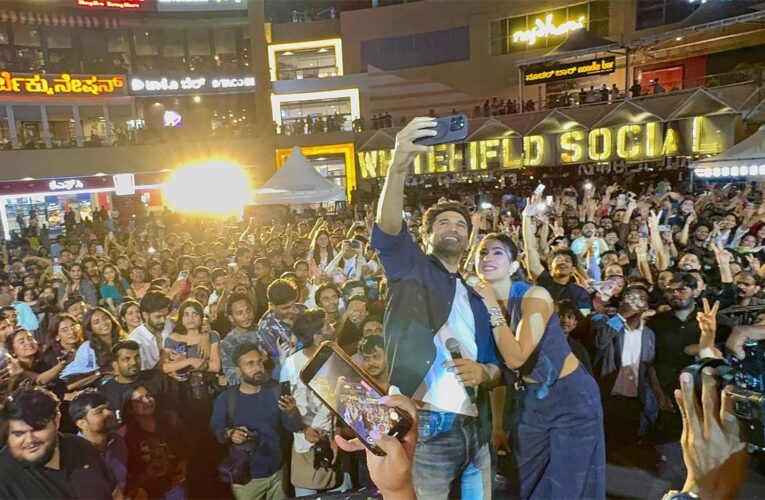 In Bengaluru ‘Metro…In Dino’ Win Hearts with Stars, Songs and Sambar!