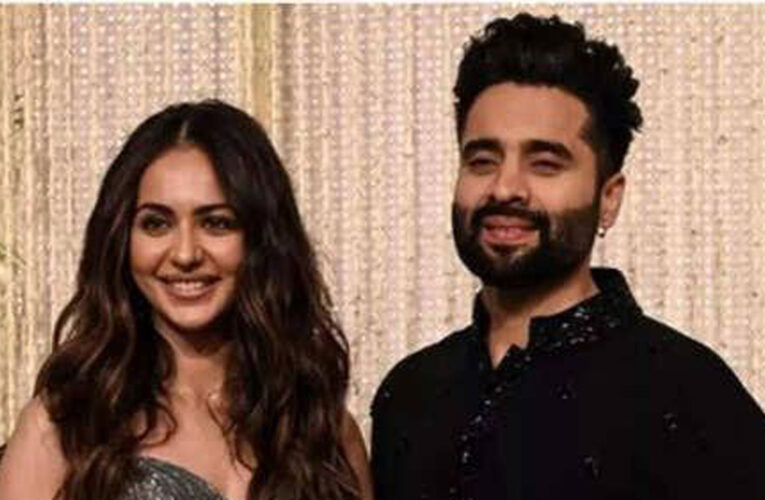 Bollywood’s Fittest & Coolest Couple, Jackky Bhagnani and Rakul Preet Singh, Champion Health and Wellness Movement!