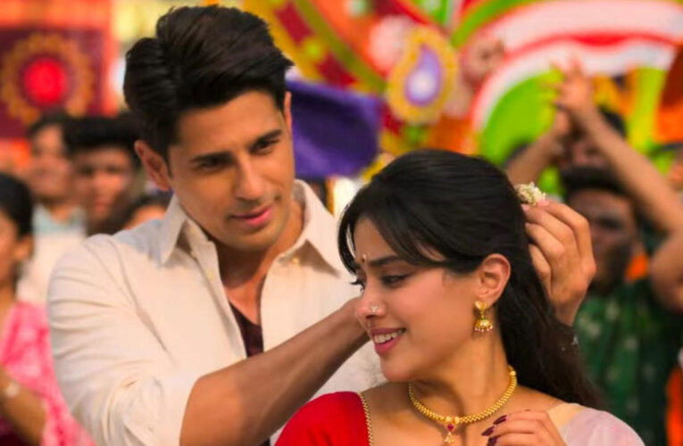 Sidharth Malhotra Shares Thoughts on Collaborating with Janhvi Kapoor in ‘Param Sundari’!