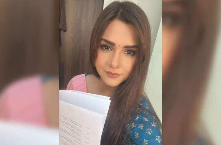 Dalljiet Kaur plays a teacher that children look up to in ‘Dhaaakad Beera’!