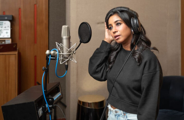 Refreshing Collaboration of Shilpa Rao and Sameer Anjan for ‘Yeh Mera Husn’, from ‘Baaghi 4’!