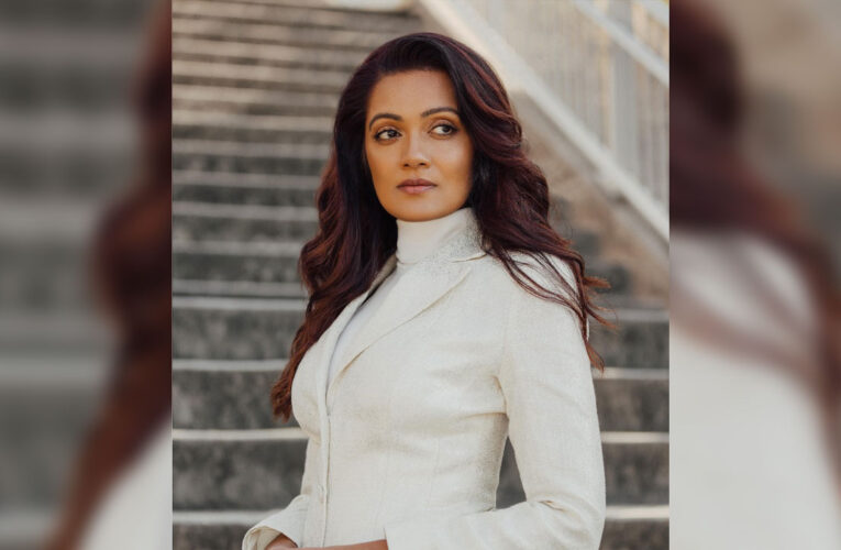 Sheena Chohan Gets Invited As A Chief Guest At Mumbai Telugu Cultural Association’s Massive Flora Festival!