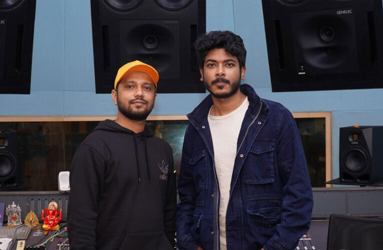 “Tere dil pe haq mera hai, tu sanam beshak mera hai” is sung by composers Kaushik–Guddu!