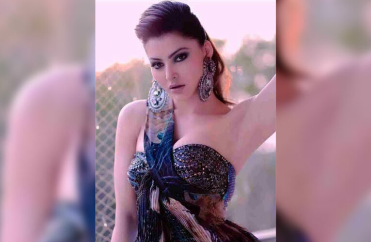 Urvashi Rautela’s three songs nearing record breaking 3 billions views on YouTube!
