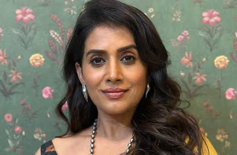 Sonali Kulkarni Plays a Very Powerful Role in ‘The Paradise’!