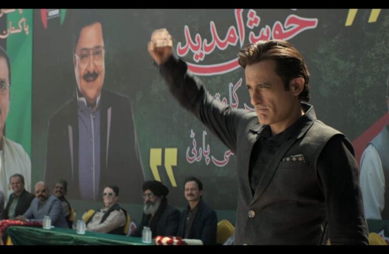 Akshaye Khanna Commands Attention with Silent Menace in ‘Dhurandhar’!