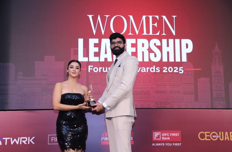 Nyrraa M Banerji Wins Distinguished Honour at the Womenpreneur India Awards!