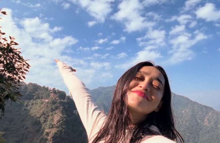 Sayani Gupta is Celebrating New Year in the Mountains!