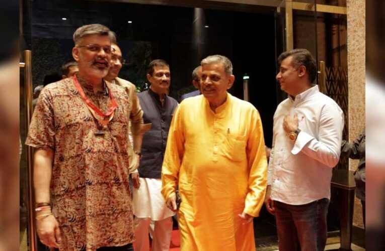 Sarkaryavah of RSS Dattatreya Hosabale Attends Special Screening of ‘Aakhri Sawal’!