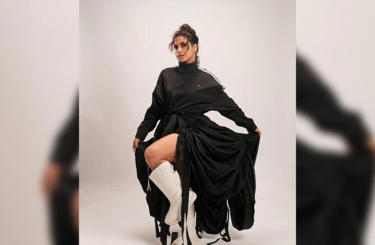Nikhita Gandhi