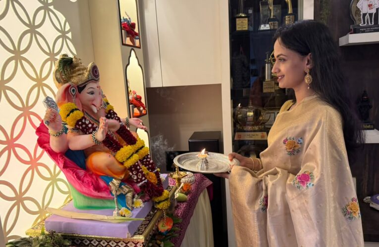 Ketaki Mategaonkar Celebrates 50 Years of Ganpati Bappa Tradition at Home!
