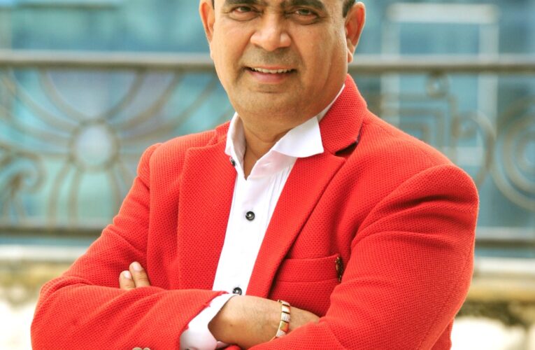 Dr. Yogesh Lakhani