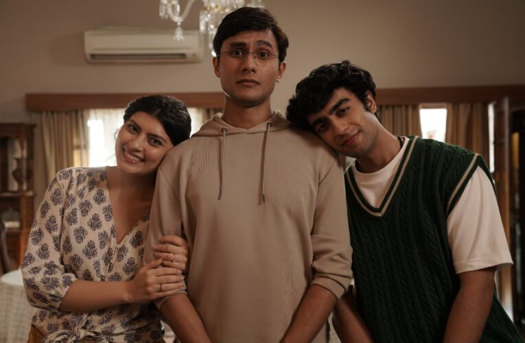 Amit Trivedi Infuses Retro Charm and High Energy with ‘Ichak Dana Bichak Dana’ for Radhika Bansal’s Meethe Mein Kya Hai!